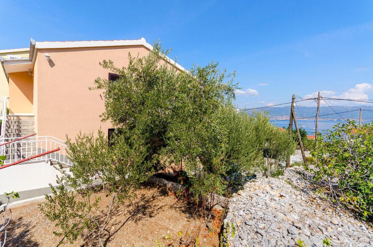 Apartments Milka Slatine Dış mekan fotoğraf